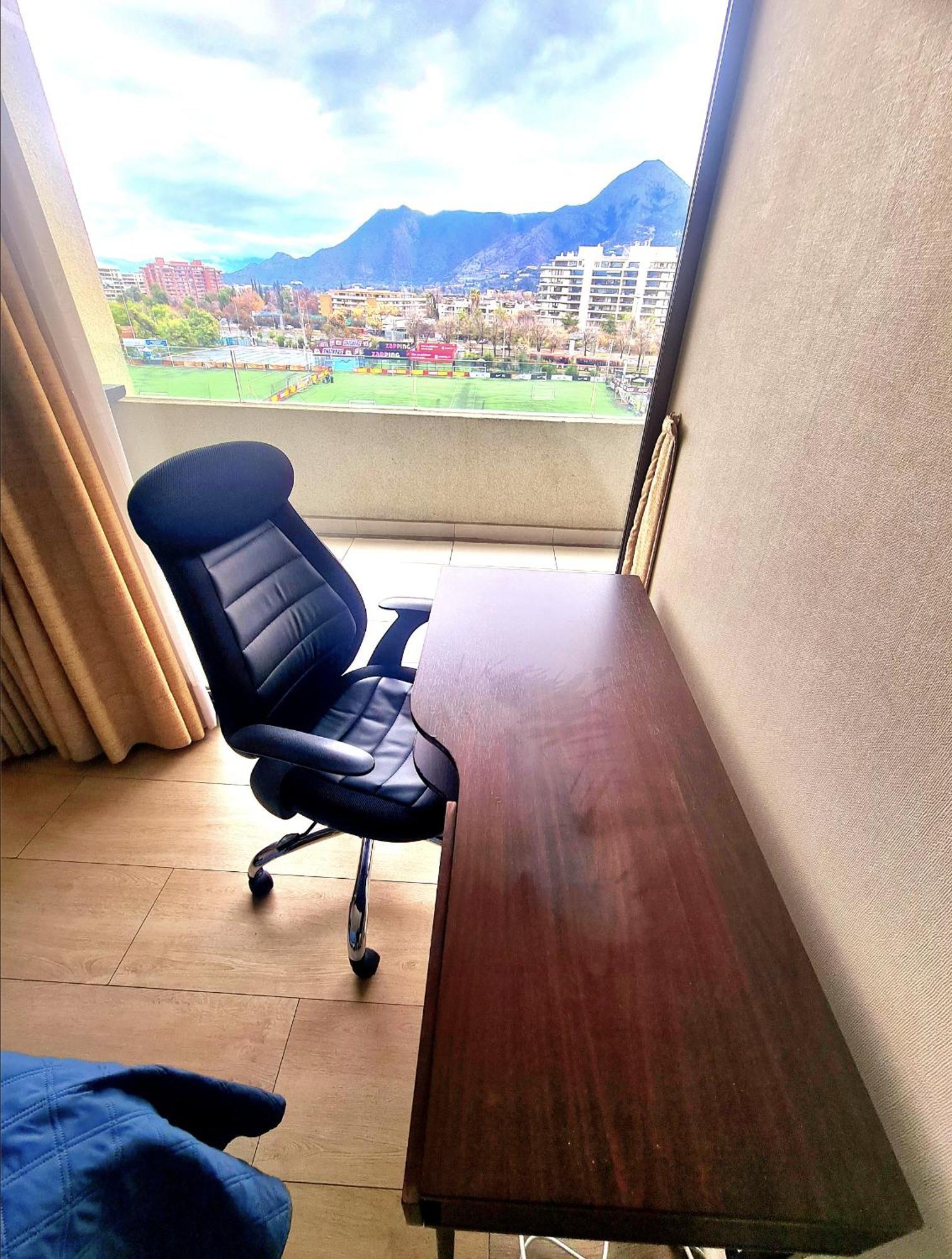 Moderno Departamento I Piscina Temperada I Calefaccion I Gym I Lavanderia I Piscina En Azotea I Estacionamiento I Las Condes * Santiago de Chile